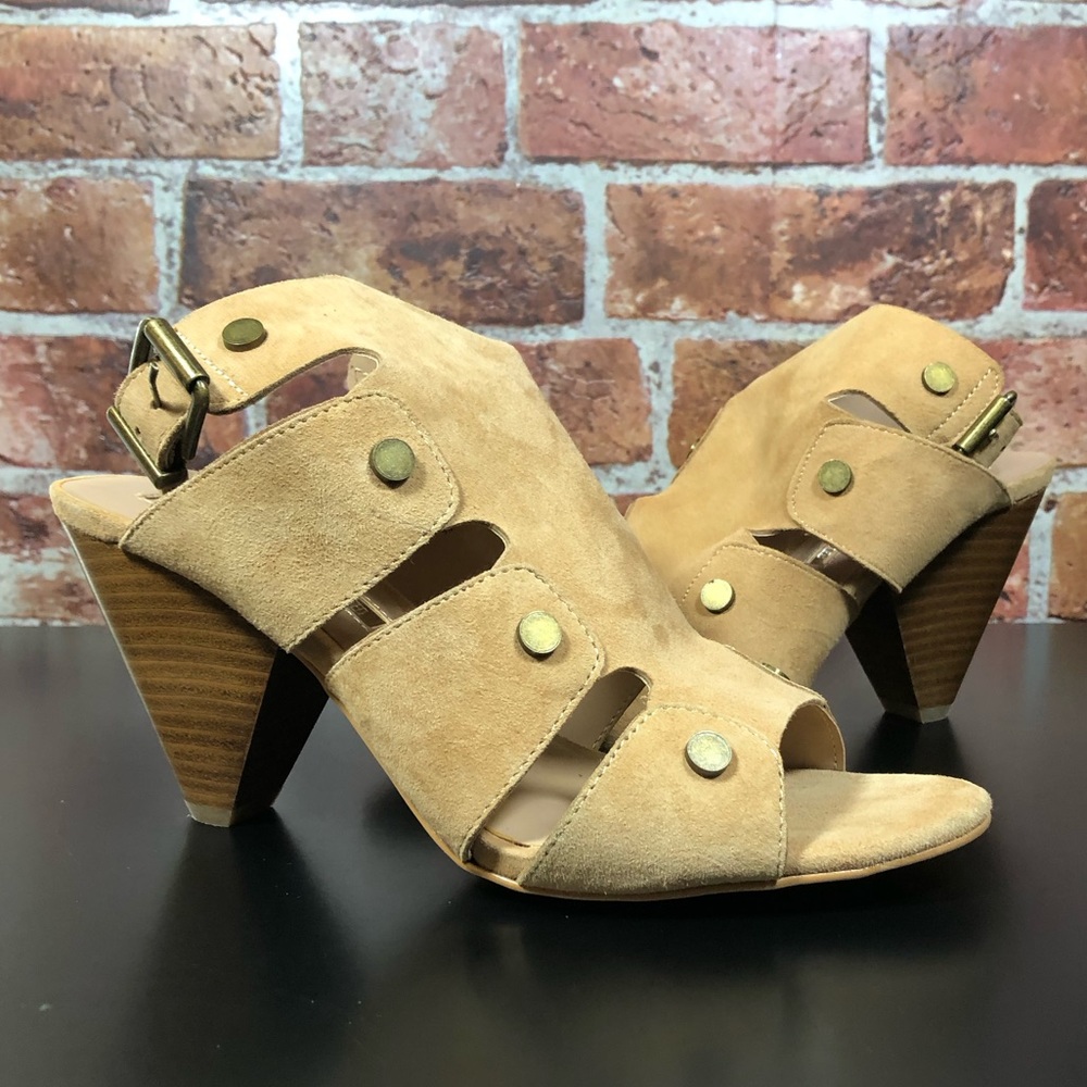 Size 9 New Boots with suede-like finish!